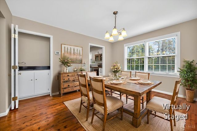 33 Creekwood Square, Glendale, OH 45246