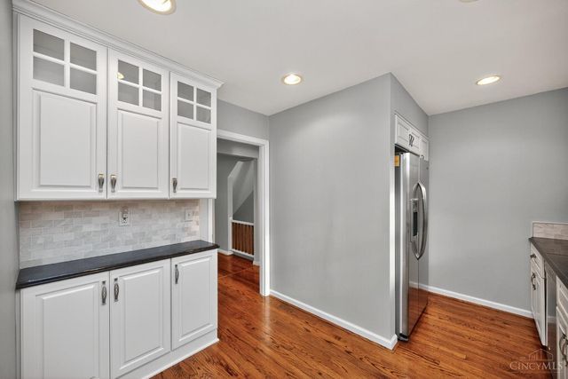 33 Creekwood Square, Glendale, OH 45246