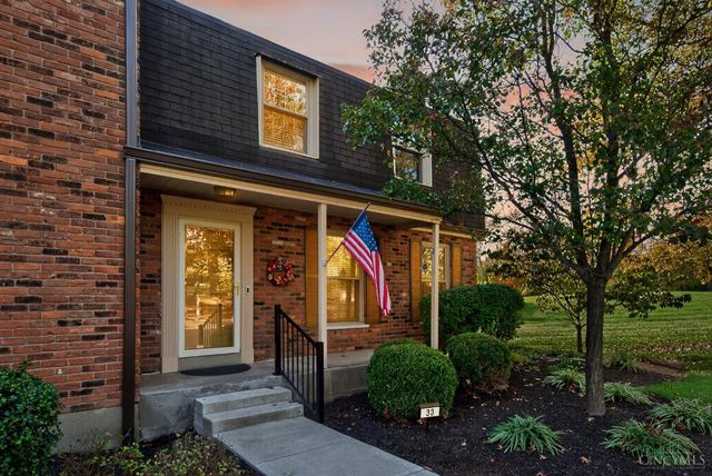 33 Creekwood Square, Glendale, OH 45246