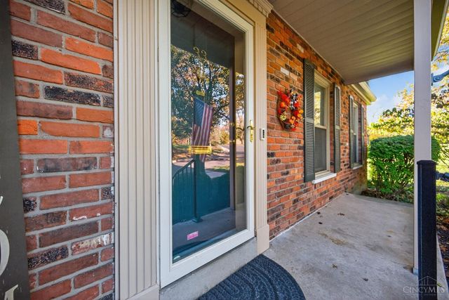 33 Creekwood Square, Glendale, OH 45246