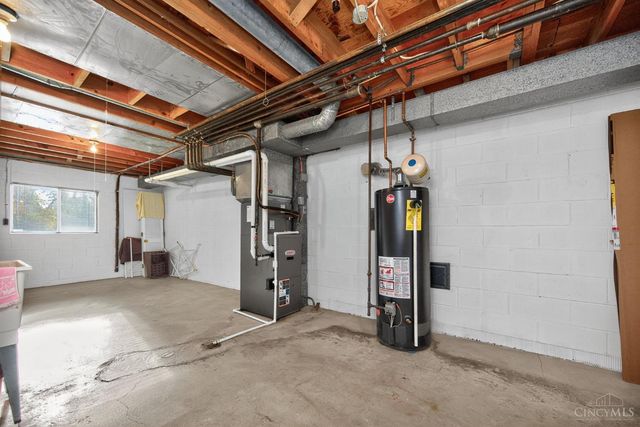 33 Creekwood Square, Glendale, OH 45246