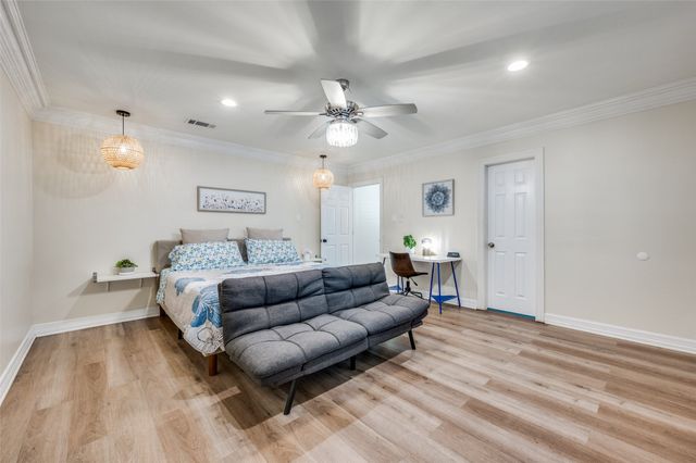 2619 Kingston Street, Dallas, TX 75211