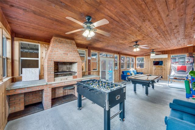 2619 Kingston Street, Dallas, TX 75211