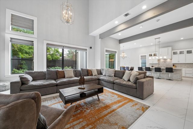 1959 Portsmouth Street, Houston, TX 77098