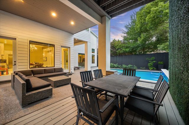 1959 Portsmouth Street, Houston, TX 77098