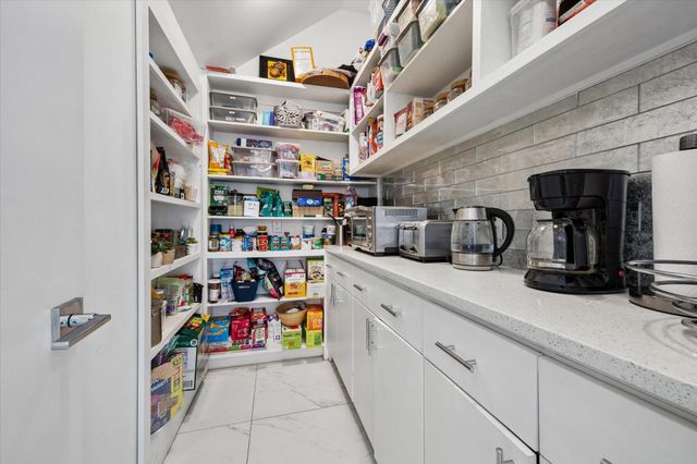 1959 Portsmouth Street, Houston, TX 77098