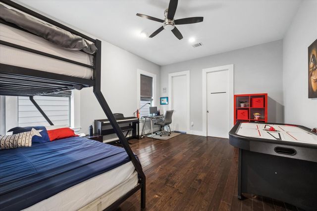 1959 Portsmouth Street, Houston, TX 77098
