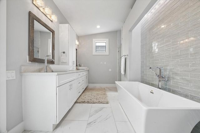 1959 Portsmouth Street, Houston, TX 77098