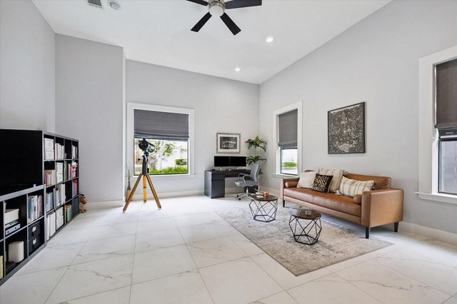 1959 Portsmouth Street, Houston, TX 77098