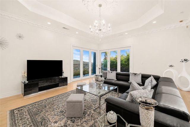 3426 Ayars Canyon Way, Glendale, CA 91208