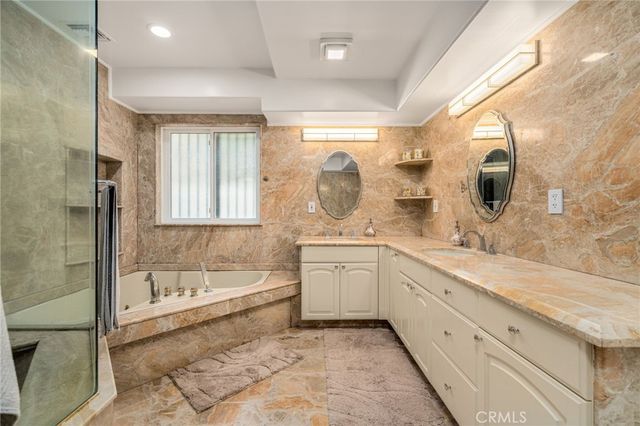3426 Ayars Canyon Way, Glendale, CA 91208