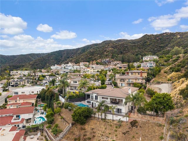 3426 Ayars Canyon Way, Glendale, CA 91208