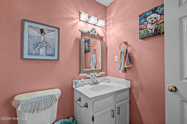 305 Tassel Court, Hubert, NC 28539