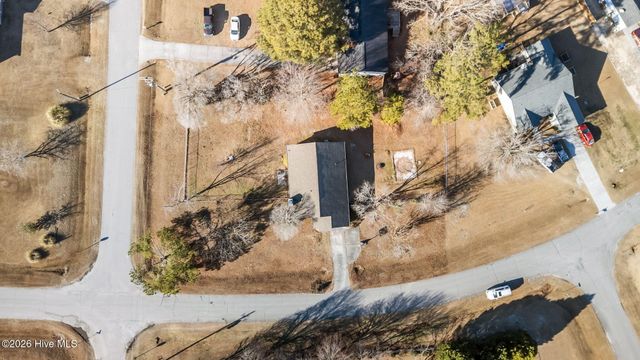 305 Tassel Court, Hubert, NC 28539