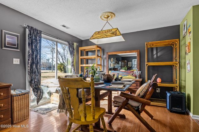 305 Tassel Court, Hubert, NC 28539