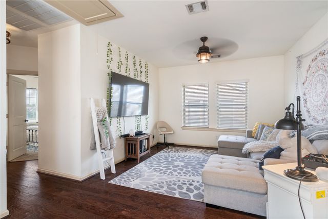 1050 Lone Ivory Trail, Arlington, TX 76005