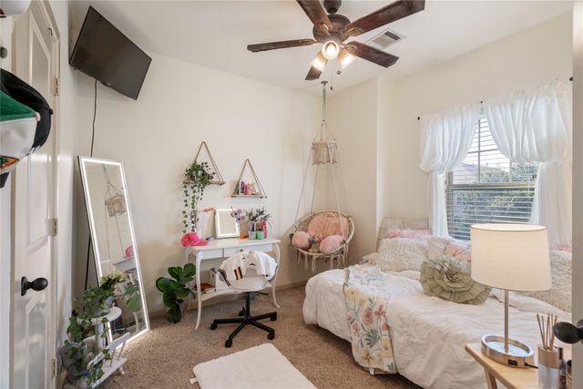 1050 Lone Ivory Trail, Arlington, TX 76005