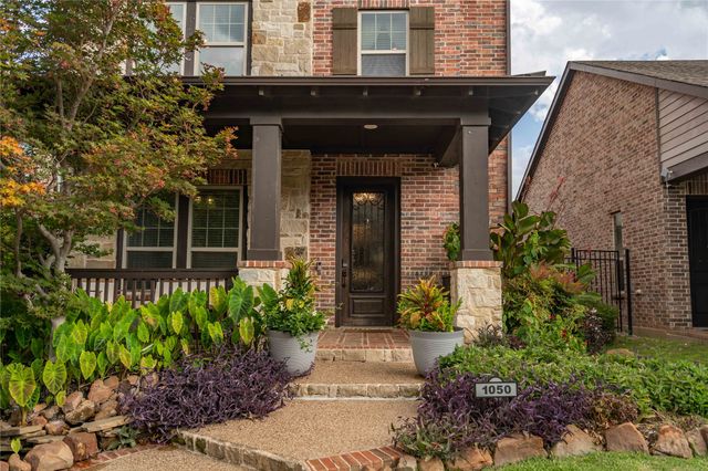 1050 Lone Ivory Trail, Arlington, TX 76005