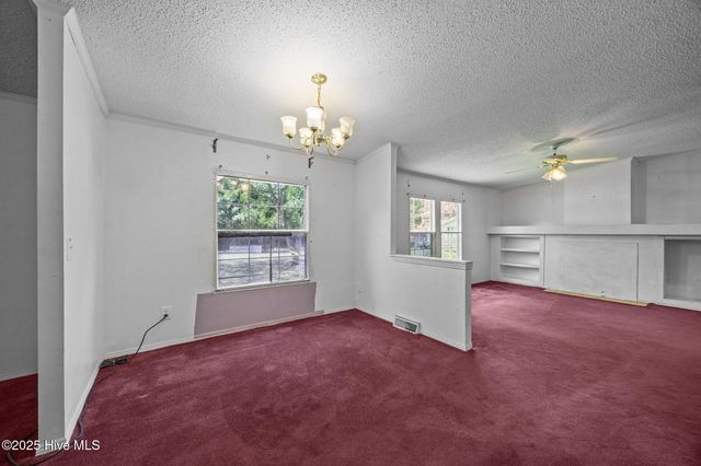 98 Autumn Drive, Plymouth, NC 27962