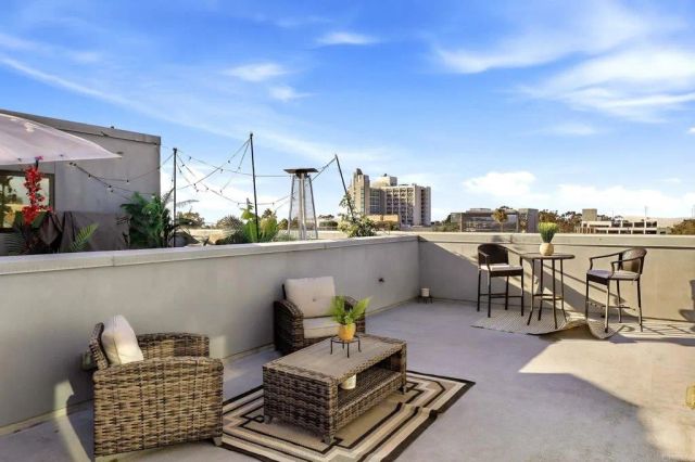 4079 1st Avenue 4, San Diego, CA 92103