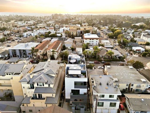 4079 1st Avenue 4, San Diego, CA 92103