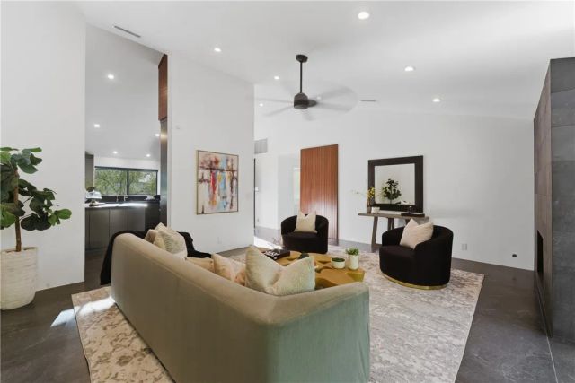 5255 Melvin, Tarzana, CA 91356