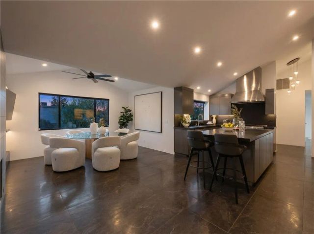 5255 Melvin, Tarzana, CA 91356