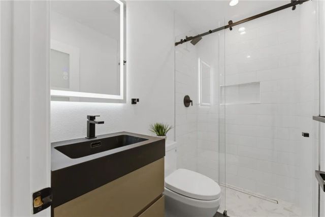 5255 Melvin, Tarzana, CA 91356