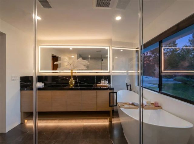 5255 Melvin, Tarzana, CA 91356