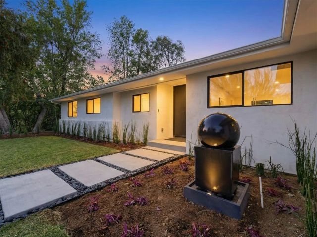 5255 Melvin, Tarzana, CA 91356