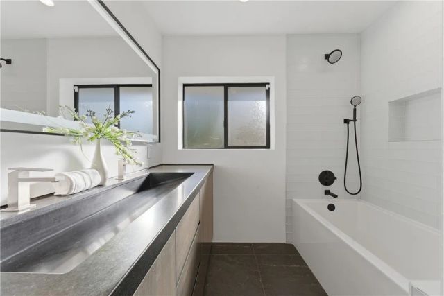 5255 Melvin, Tarzana, CA 91356