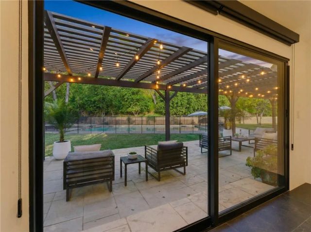 5255 Melvin, Tarzana, CA 91356