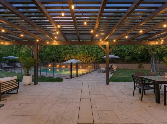 5255 Melvin, Tarzana, CA 91356