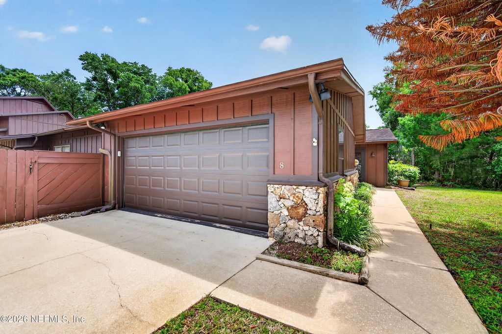 8 MIMOSA Trail, Ormond Beach, FL 32174