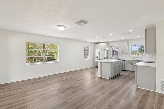 6882 PINEHURST DRIVE, Spring Hill, FL 34606