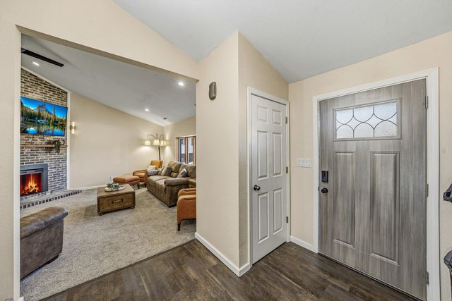 7901 N CAVENDISH CT, Columbia, MO 65202