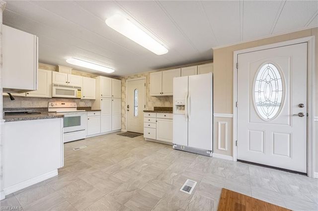 91 Snead DR, North Fort Myers, FL 33903