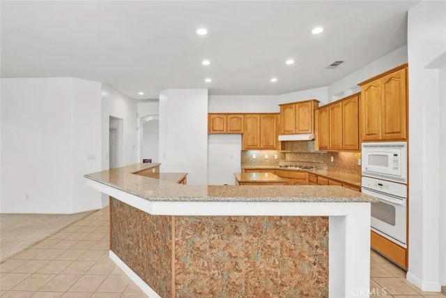 13417 Hinault Drive, Bakersfield, CA 93314