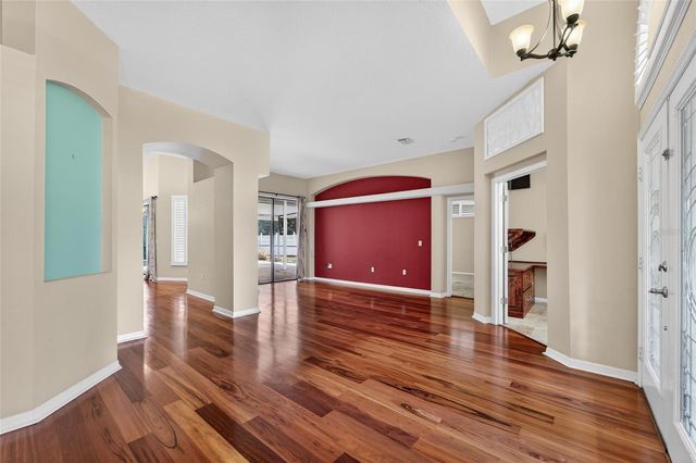 5018 SYLVAN OAKS DRIVE, Valrico, FL 33596