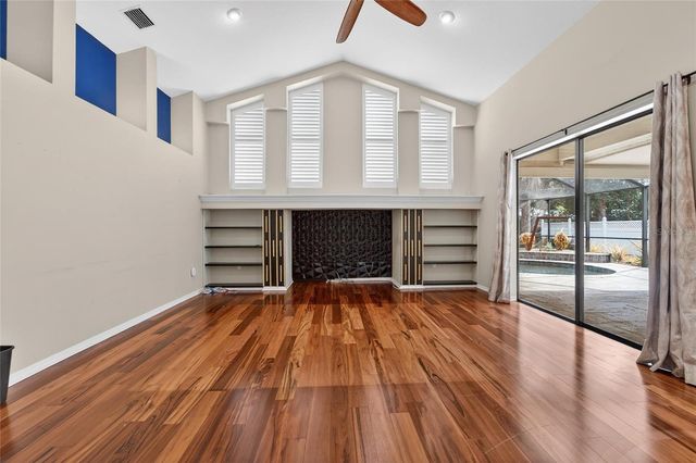 5018 SYLVAN OAKS DRIVE, Valrico, FL 33596