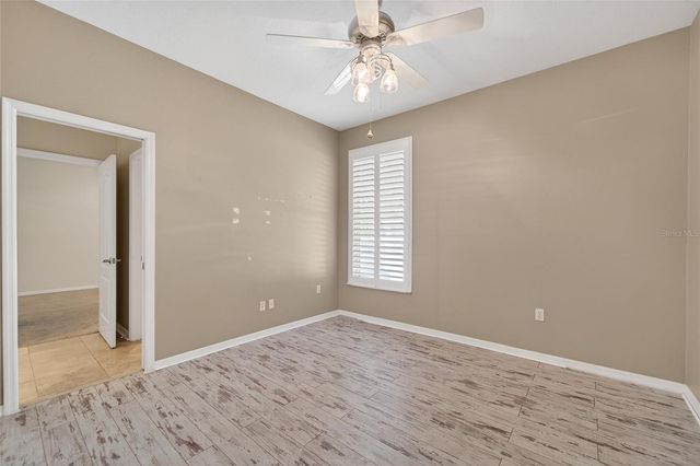 5018 SYLVAN OAKS DRIVE, Valrico, FL 33596