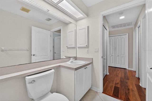 5018 SYLVAN OAKS DRIVE, Valrico, FL 33596