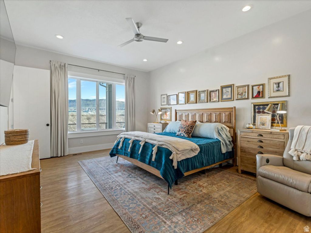 Image 24 of property listing at 13503 S LOVERS LN, Riverton, UT 84065