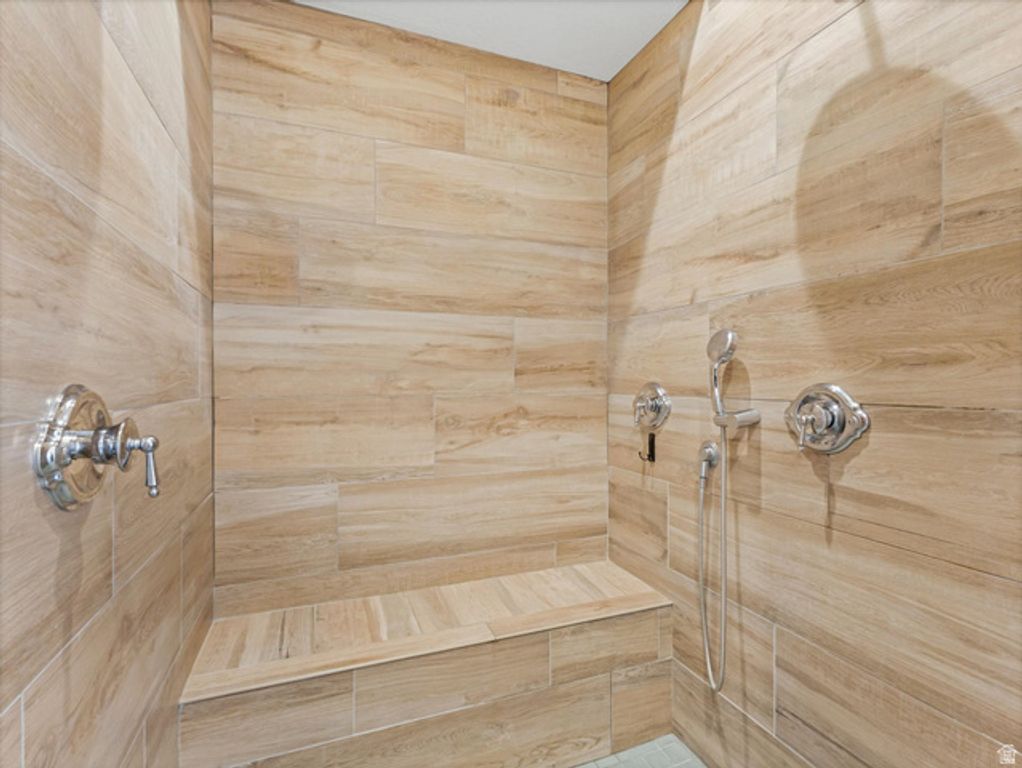 Image 29 of property listing at 13503 S LOVERS LN, Riverton, UT 84065