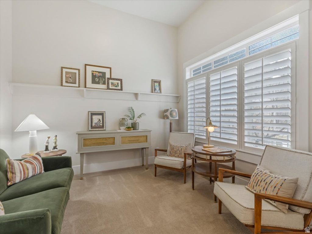 Image 6 of property listing at 13503 S LOVERS LN, Riverton, UT 84065