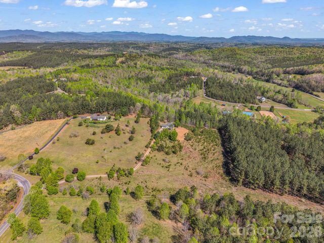 426 River Road, Rutherfordton, NC 28139