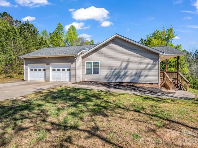 426 River Road, Rutherfordton, NC 28139