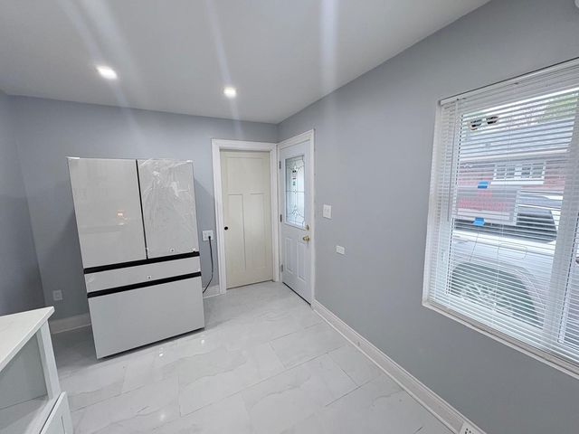 16438 Honore Avenue, Markham, IL 60428