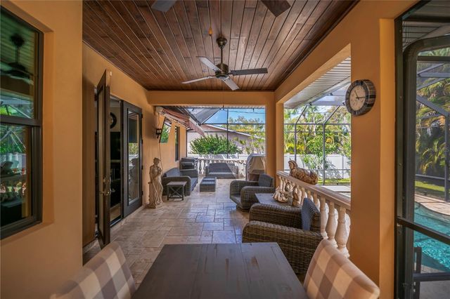 612 BARCELONA AVENUE, Venice, FL 34285