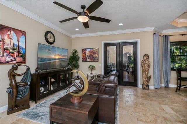 612 BARCELONA AVENUE, Venice, FL 34285